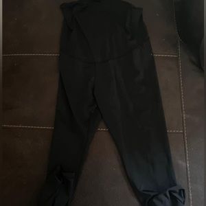 SHEIN maternity leggings